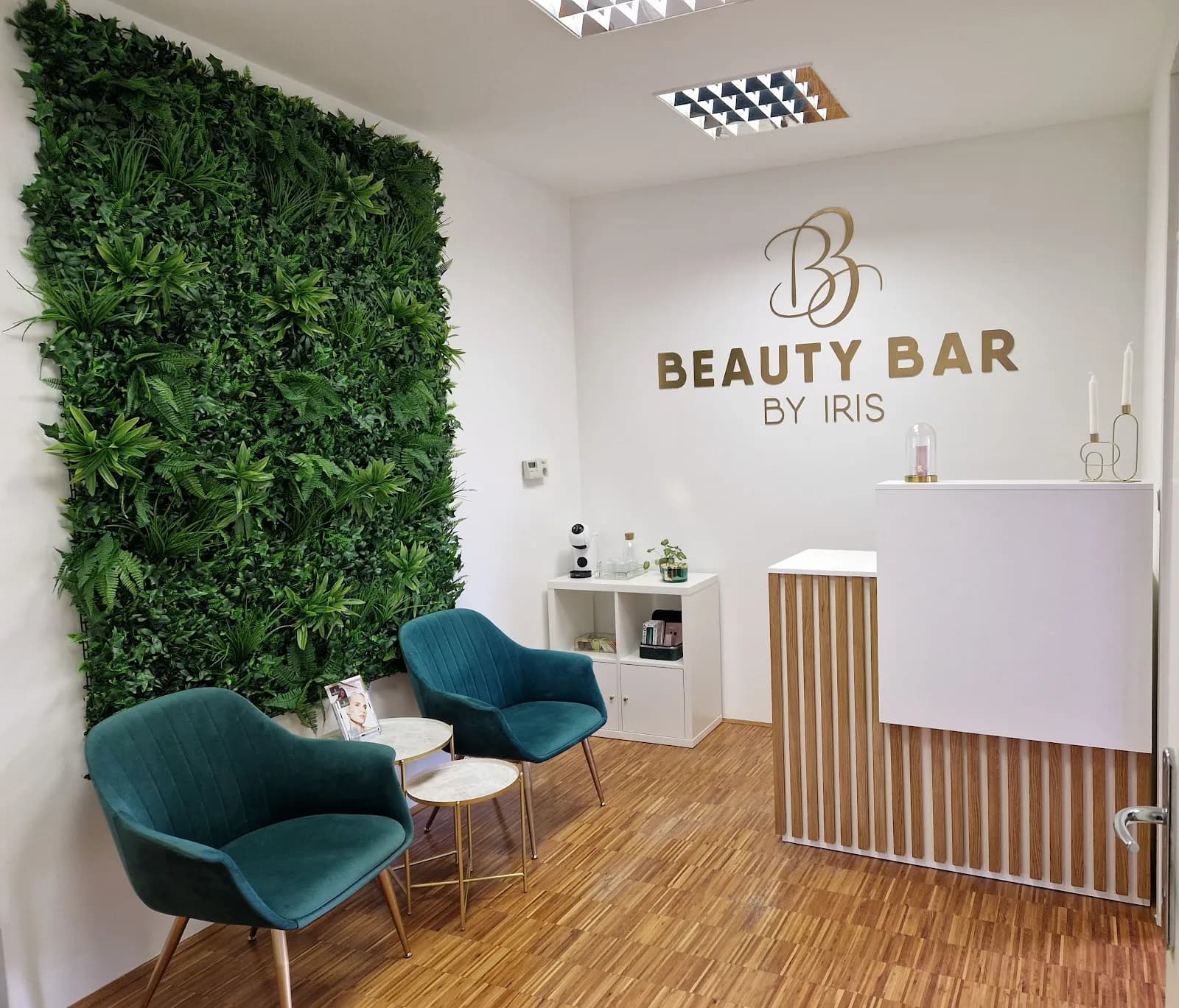 Lepotni studio Beauty Bar by Iris - fotografija 1