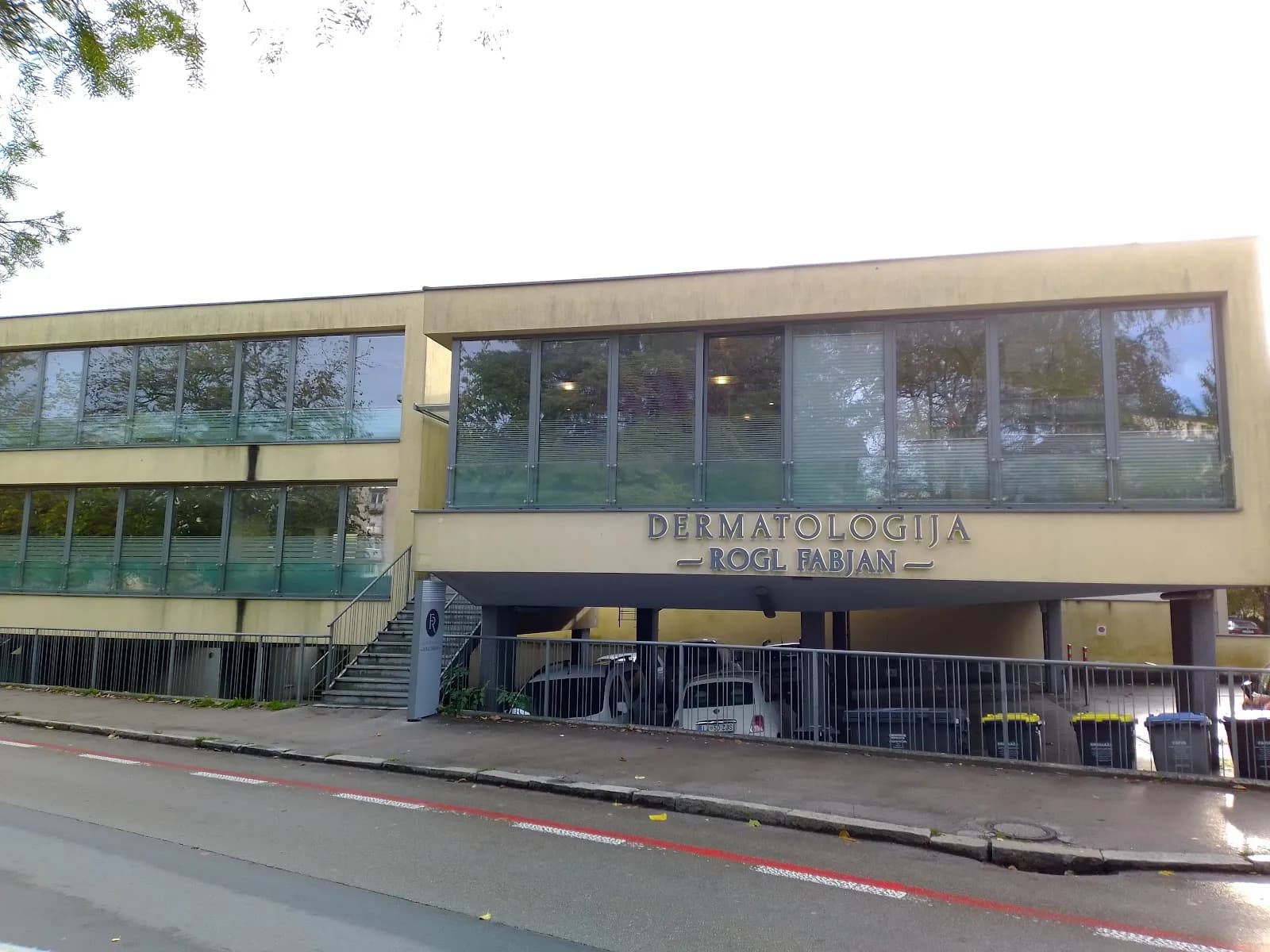 Dermatologija Rogl Fabjan - fotografija 1
