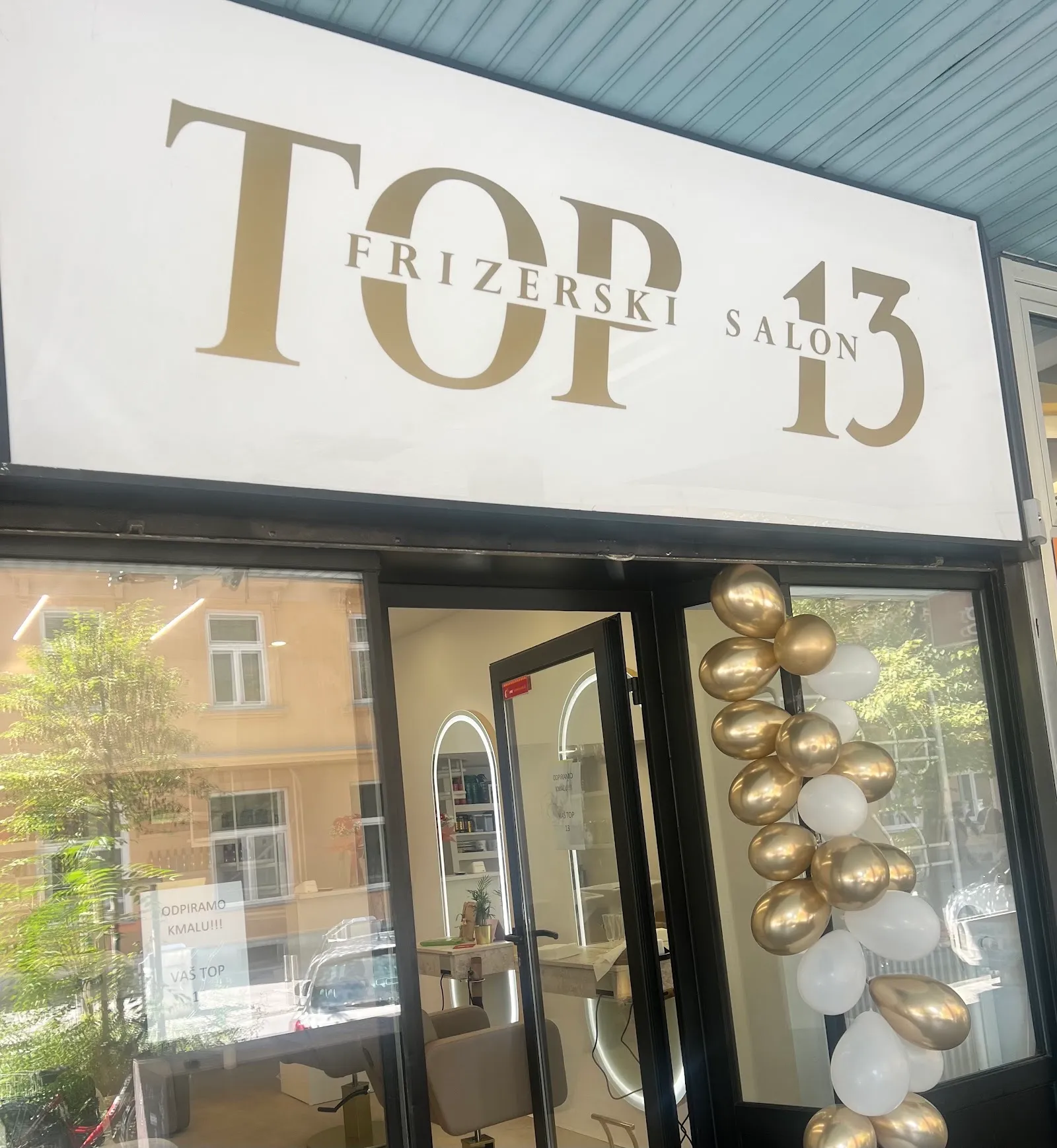 Top 13 Frizerski salon - fotografija 1